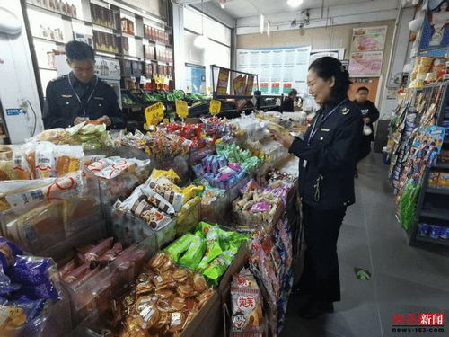 西平縣市場監督管理局柏苑市場監管所開展“國慶中秋”雙節食品安全專項檢查行動，守護群眾“舌尖上的安全”